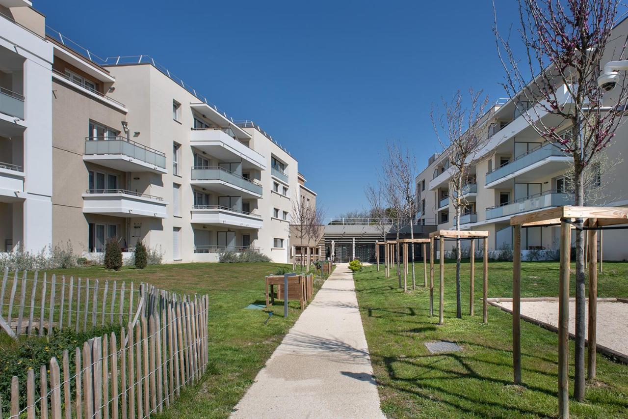 Domitys Les Tourmalines Aparthotel Carpentras Buitenkant foto