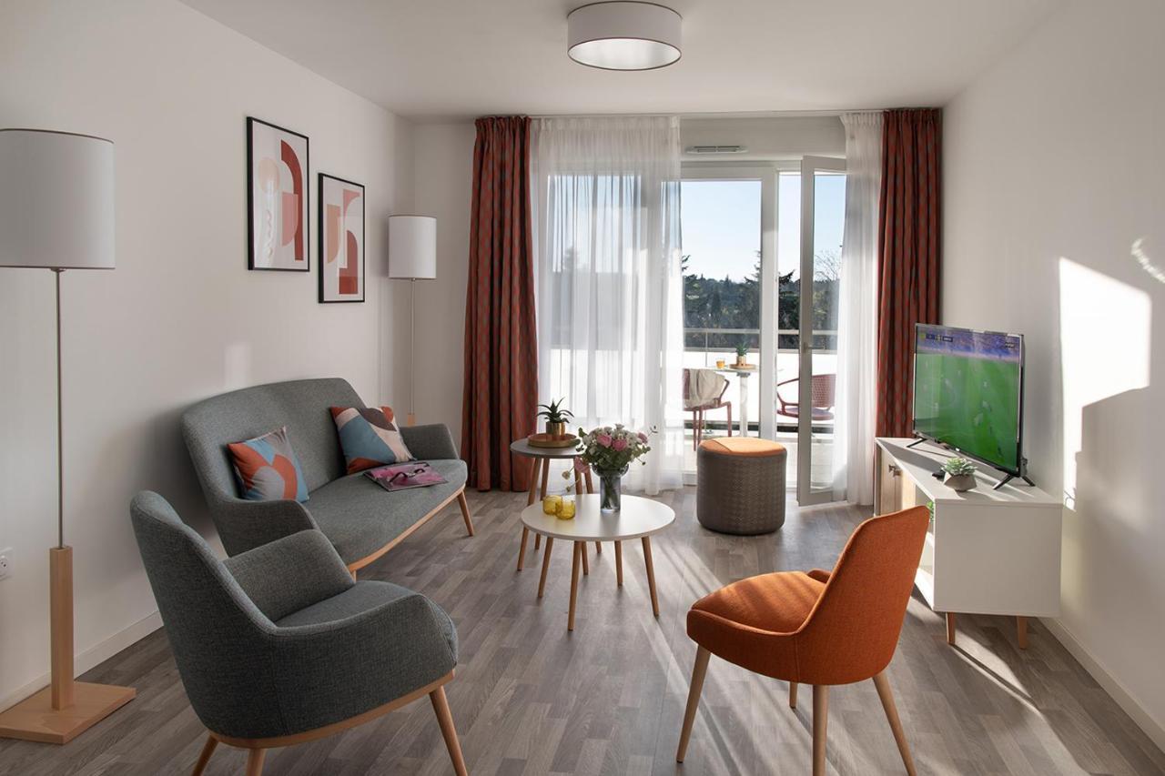 Domitys Les Tourmalines Aparthotel Carpentras Buitenkant foto