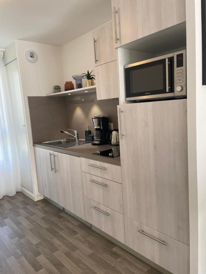 Domitys Les Tourmalines Aparthotel Carpentras Buitenkant foto
