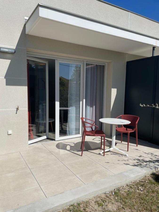 Domitys Les Tourmalines Aparthotel Carpentras Buitenkant foto