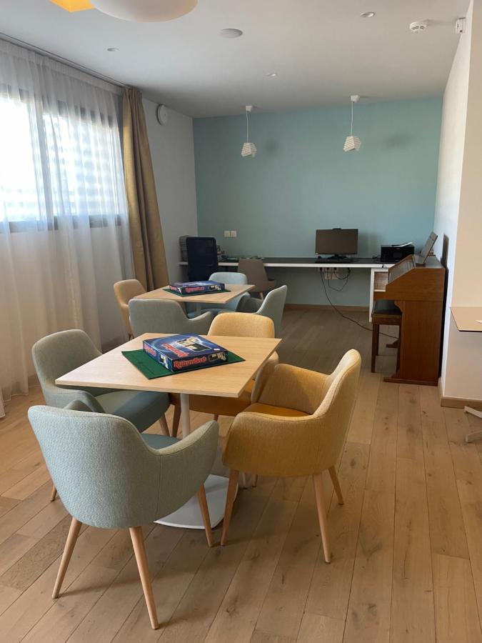 Domitys Les Tourmalines Aparthotel Carpentras Buitenkant foto