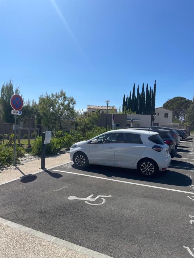 Domitys Les Tourmalines Aparthotel Carpentras Buitenkant foto